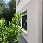 아파트 Flora 풀라