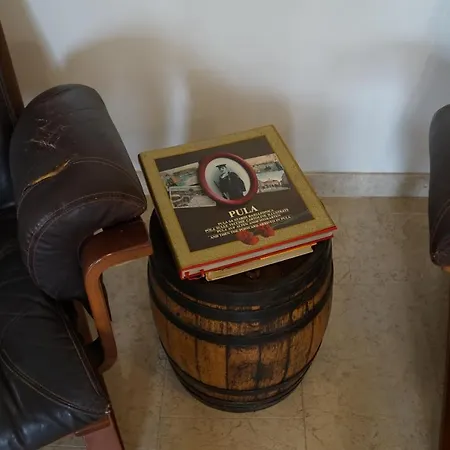 Flora Apartamento Pula