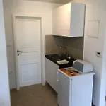 Apartman Flora *